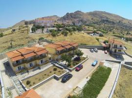 Panorama Plati, hotel perto de Thanous Beach, Plati