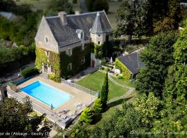 Manoir de l'Abbaye, bed and breakfast en Seuilly