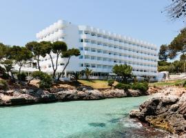 AluaSoul Mallorca Resort - Adults only、カラ・ドールのホテル