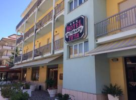 Hotel Teta, отель с парковкой в городе Castignano