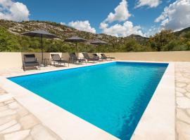 Agrotourism Matusko, Cottage in Neum