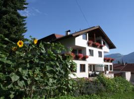 Gästehaus Treichl, hotel di Fugen