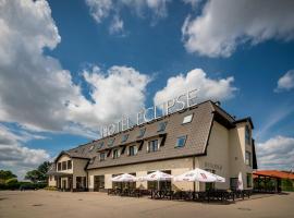 Hotel Eclipse, hotel v destinaci Domasław