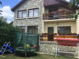 Kazinczy Apartman, rental pantai di Balatonalmadi