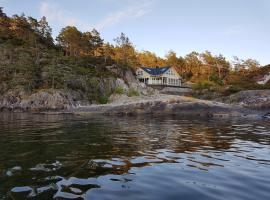 Ropeid Villa Fjordferie, hotel di Ropeid