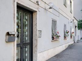 Viesnīca Appartamento turistico di Lulù Romā, netālu no apskates objekta Villa Doria Pamphili