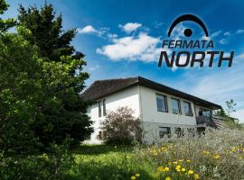 Fermata North, hotell i Laugar