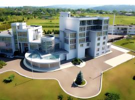 Sachkhere Gardens Hotel Complex, hotel v destinaci Ssatschcheri