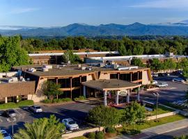 Red Lion Hotel Redding, hotel cerca de Aeropuerto de Redding Municipal - RDD, Redding