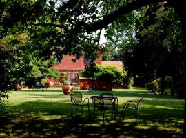 Tenuta Agricola Fonte Di Papa, sveitagisting í Monterotondo