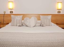 Albergo Centrale, hotel v destinaci Santo Stefano di Cadore