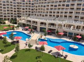 PSB Apartments in South Bay Beach Residence, хотел във Варна