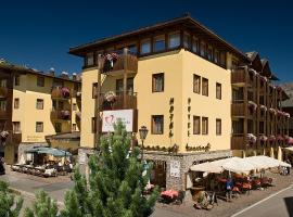 Hotel Touring, hotell i Livigno