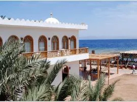 Shams Hotel & Dive Centre