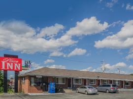 Plaza Inn, motel in Peabody