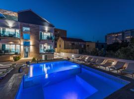 Luxury Apartments Villa Morea, hotel u Zadru