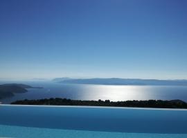 Luxury Villa in Kechria 2, hotel de luxo em Kechria