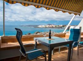 Listen THE VIEWS - 223, accessible hotel in Costa Del Silencio