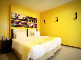 Sinar Sport Hotel, hotel a Bengkulu