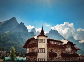 Historic Residence Madonna, hotel in San Martino di Castrozza