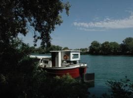 Péniche Espoir, Boot in Avignon