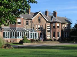 Burn Hall Hotel, hotel with parking in Huby