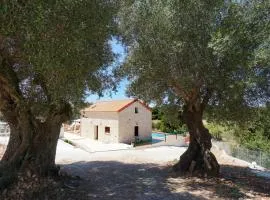 Villa Antikleia