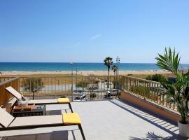 Aparthotel Solifemar, serviced apartment in Castelldefels