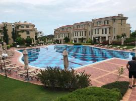 Flores Garden Apartment M, spahotel in Chernomorets