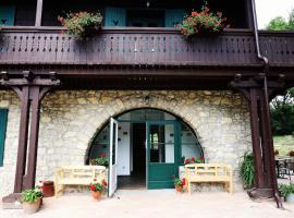 Hubertus Fogadó, hotel en Csesznek