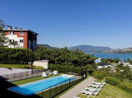 Logis Hotel Eden Lac, hotel a Savines