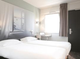 B&B HOTEL Hyeres, hotel near Toulon - Hyeres Airport - TLN, 