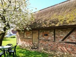 Ferienhaus am Radwanderweg, haustierfreundliches Hotel in Klausdorf