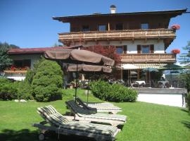 Pension Hinterseer, hotel romantico a Kitzbühel