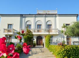 Hotel Villa Cerelis, hotel di Diamante