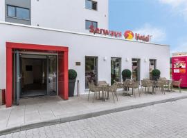 Serways Hotel Weiskirchen Nord, готель у місті Родґау