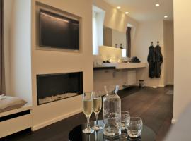 B&B For 2-Wellness For 2, ξενοδοχείο κοντά σε Σταθμός Τρένου Bruges St Peter's, Μπριζ