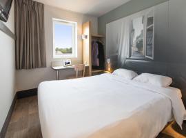 B&B HOTEL Angers 2 Université, khách sạn ở Beaucouzé