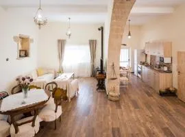 Casa Ermioni Stone House