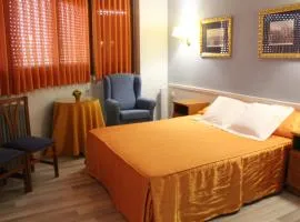 Hostal Montserrat