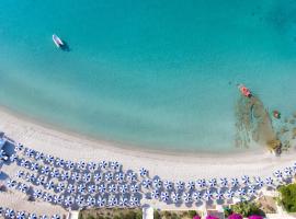 Hotel Dei Pini, hotel near Lazzaretto Beach, Fertilia