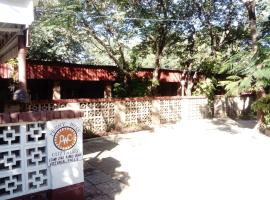 Pennywise Cottages, hotel u gradu 'Victoria Falls'