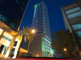 ibis Styles Manama Diplomatic Area, hotel near Hard Rock Cafe Bahrain, Manama