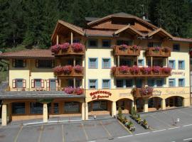 Casa Maurivan, hotell sihtkohas Canazei
