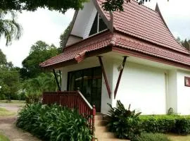 Lilly Bungalow