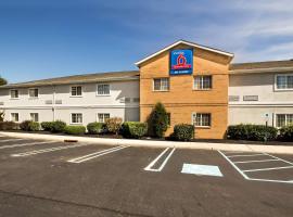 Studio 6-East Brunswick, NJ - NYC Area, hotel en East Brunswick