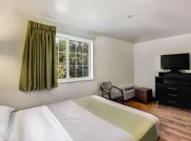 Studio 6-East Brunswick, NJ - NYC Area