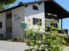 Haus Lukas, hotel with parking in Seefeld in Tirol