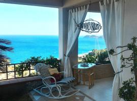 Super terrazzo panoramico, ξενοδοχείο σε Letojanni