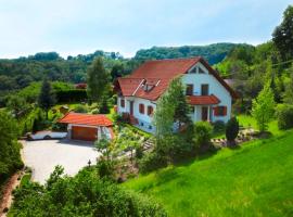 Landhaus zur Therme、イェナースドルフの格安ホテル